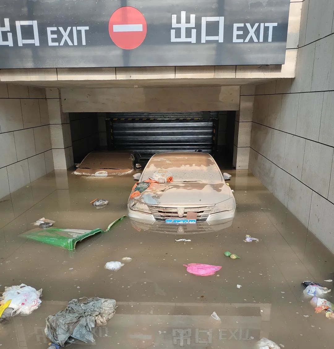 河南抗洪救灾中的“18LUCK科雅”力量(图3)