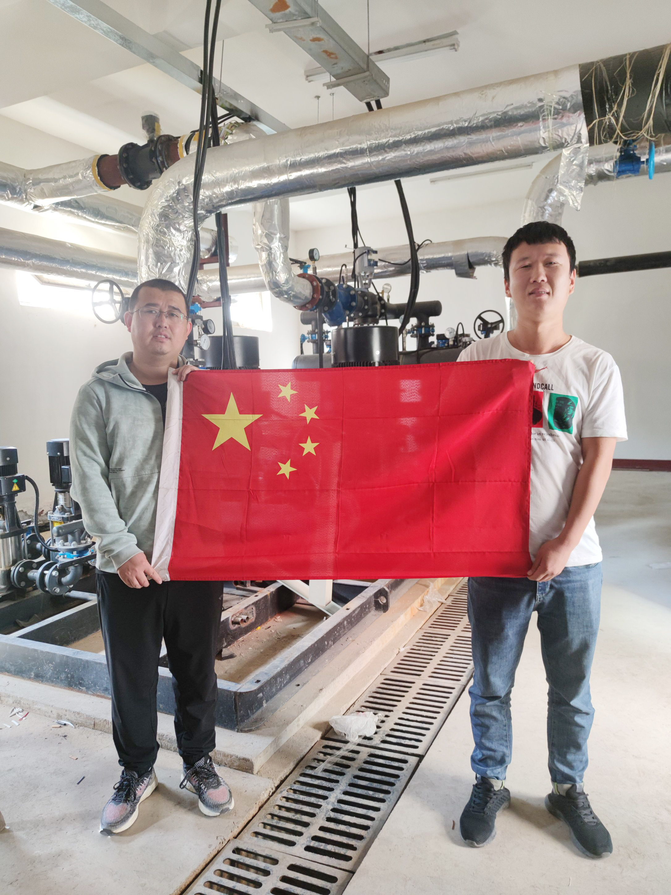 我和国旗合个影丨来自18LUCK科雅人的表白(图21)